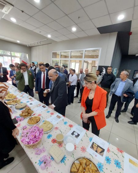 Türk Mutfağı Haftasında Isparta'nın yemekleri sunumu