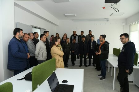 Öğretmenlerden Siber Isparta Gençlik Merkezi’ne tam not