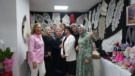 El emeği ürünler sergilendi