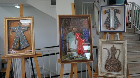 El emeği ürünler sergilendi