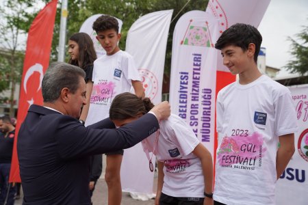 Isparta'da Gül Koşusu yapıldı
