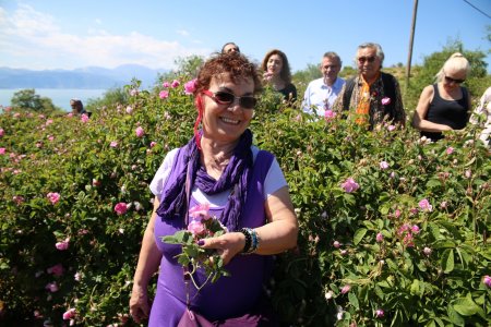 Festivale Gülbirlik damgası
