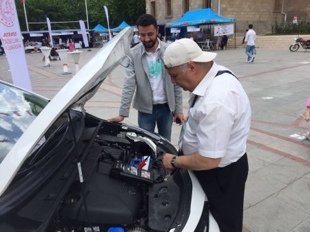 Öğrenciler projeleri ile yeteneklerini sergiledi