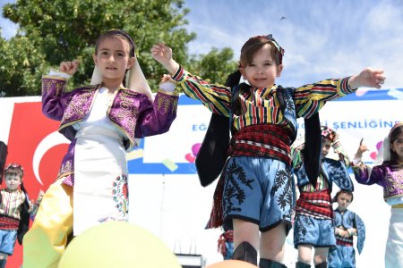 Eğirdir’de 2. Okul öncesi şenliği yapıldı