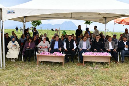  Sorkuncak Gül Hasadı ve Uçurtma Şenliği düzenlendi