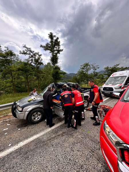 Dereboğazı'nda kafa kafaya çarpıştılar