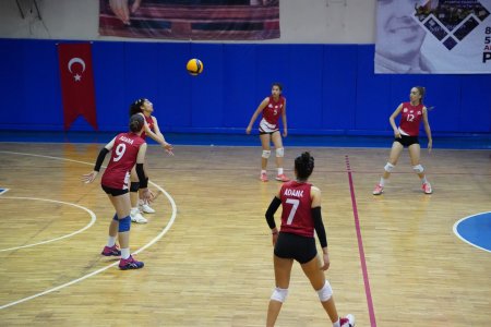 Analig Voleybol Grup Müsabakaları başladı