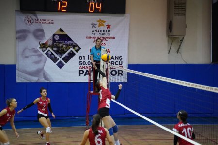 Analig Voleybol Grup Müsabakaları başladı