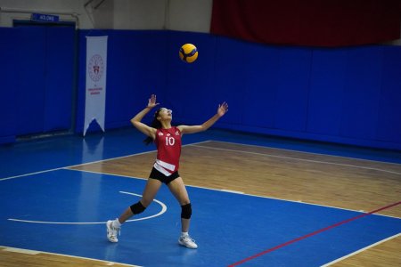 Analig Voleybol Grup Müsabakaları başladı