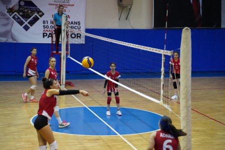 Analig Voleybol Grup Müsabakaları başladı