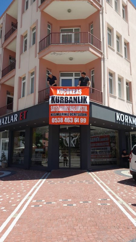 Korkmazlar Et kurbanlık satışlarına başladı