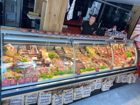 Korkmazlar Et kurbanlık satışlarına başladı