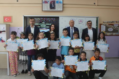 Şarkikaraağaç'ta karne heyecanı