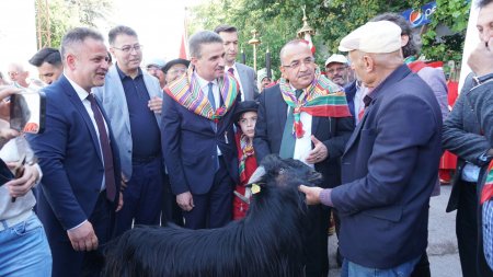400 yıllık Kurban İndirme geleneği