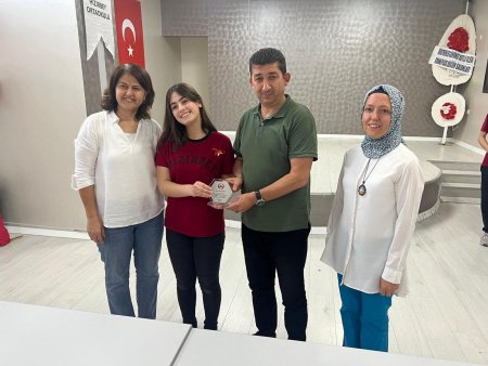 Hızırbey Ortaokulu başarıyı ödüllendiriyor