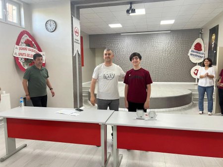 Hızırbey Ortaokulu başarıyı ödüllendiriyor