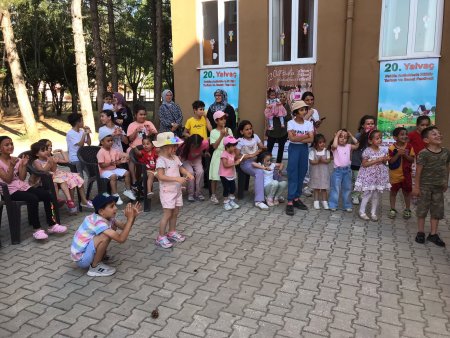 Yalvaç Belediyesi çocuklarla bir arada