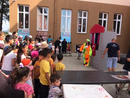 Yalvaç Belediyesi çocuklarla bir arada