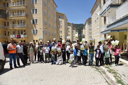 Eğirdir'de tüm mahalleler temizlik programıyla temizleniyor