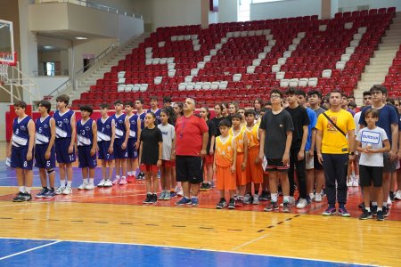 ANALİG Basketbol Grup Müsabakaları sürüyor