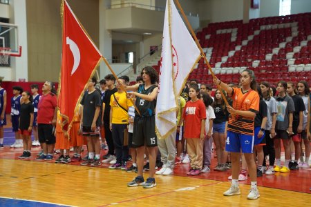 ANALİG Basketbol Grup Müsabakaları sürüyor