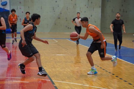 ANALİG Basketbol Grup Müsabakaları sürüyor