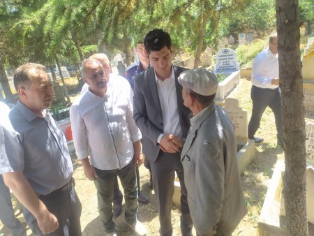 Şarkikaraağaç'ta şehitlik ziyareti yapıldı