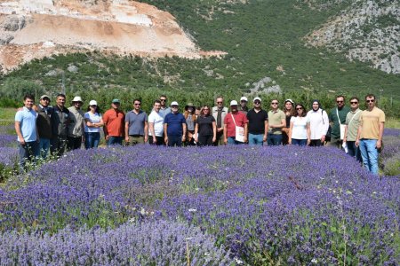 Eğirdir'de Tıbbi Aromatik Bitkiler konulu konferans verildi 