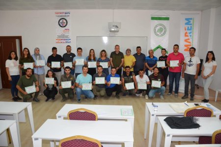 Eğirdir'de Tıbbi Aromatik Bitkiler konulu konferans verildi 