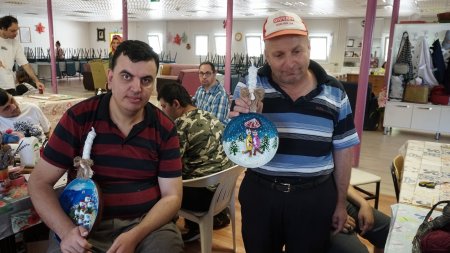 Zihinsel engelli bireyleri topluma kazandıran dernek
