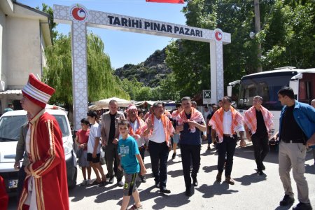 800 yıllık Tarihi Pınar Pazarı’na coşkulu açılış töreni