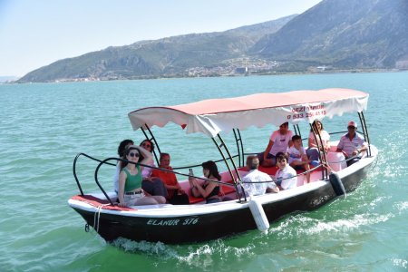 Isparta Basını, Eğirdir'de bayram yaptı