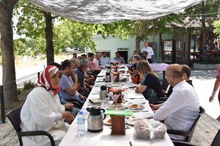 Eğirdir Hayat Boyu Öğrenme Komisyonu toplandı