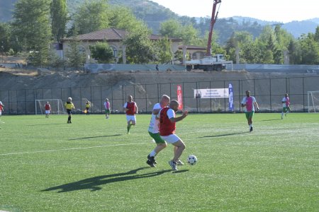 Ispartaspor'un emektar futbolcuları sahada