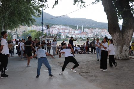 Eğirdir’de Yaz Gençlik Şöleni düzenlendi