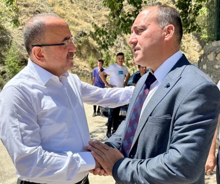 Baskan Tural, Yakaören ve Cemevi'nde aşure etkinliğine katıldı