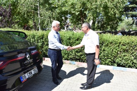 Isparta Milletvekilleri Eğirdir’e gelerek sorunları dinledi