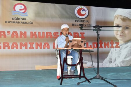 Eğirdir'de Yaz Kur'an Kursu kapanış programı düzenlendi