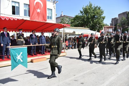 Eğirdir'de 30 Ağustos Zafer Bayramı kutlandı