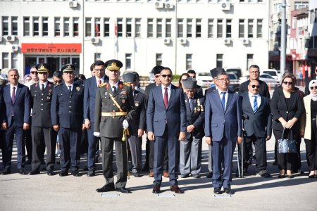 Eğirdir'de 30 Ağustos Zafer Bayramı kutlandı