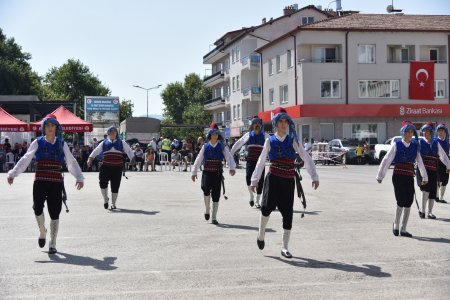Eğirdir'de 30 Ağustos Zafer Bayramı kutlandı