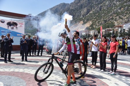 Eğirdir Gölü kıyısında 150 Km'lik zafer yolculuğu