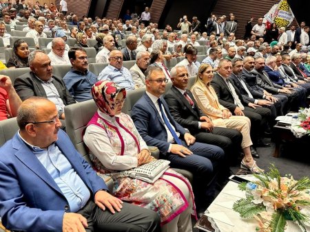 Başkan Tural, MHP kongresine katıldı