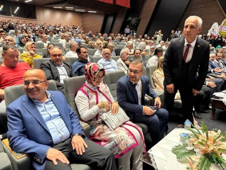 Başkan Tural, MHP kongresine katıldı