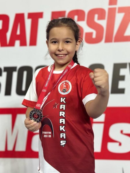 Isparta’ya madalyalar ile döndüler 