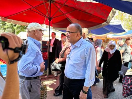 Başkan Tural, Salı Pazarı esnafıyla buluştu