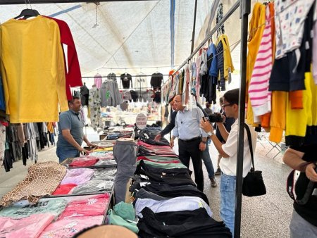 Başkan Tural, Salı Pazarı esnafıyla buluştu
