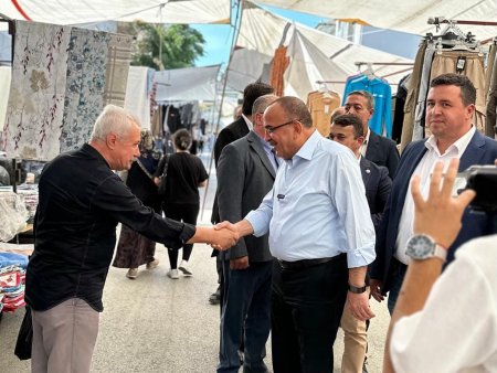 Başkan Tural, Salı Pazarı esnafıyla buluştu