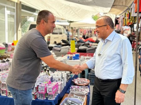 Başkan Tural, Salı Pazarı esnafıyla buluştu
