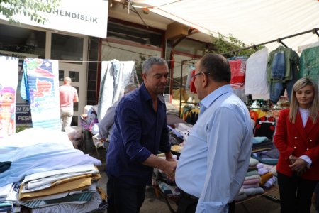 Başkan Tural, Salı Pazarı esnafıyla buluştu